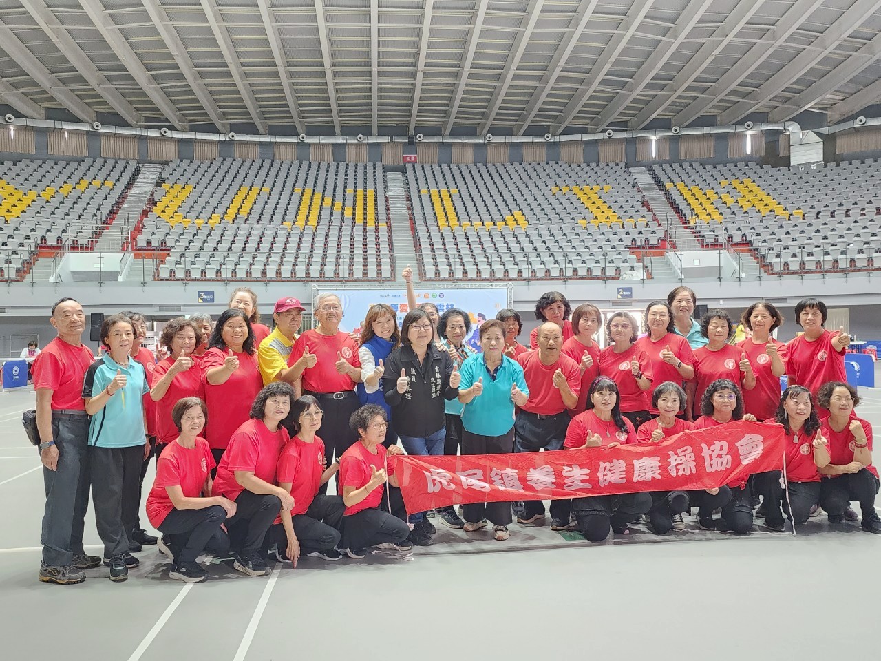 LINE_ALBUM_1141115志工傳愛幸福雲林_251115_14